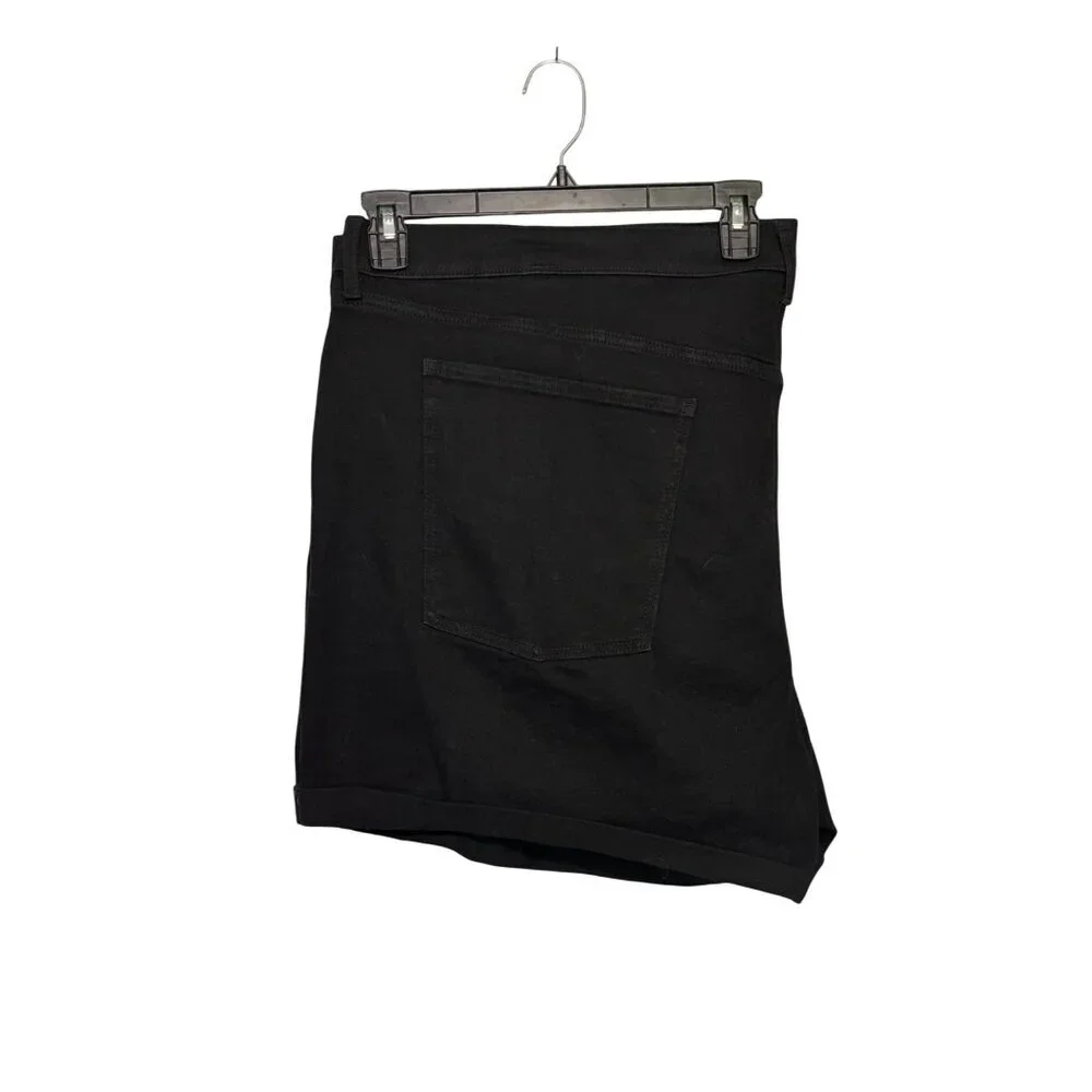 Old‎ Navy Women's Black Denim Mid Rise Shorts With Cuffed Hem & Pockets Size 28